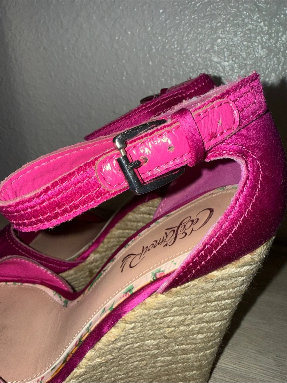Cece L’Amour vibrant fuchsia